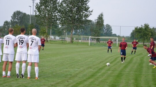 Dziurawa obrona i hokejowy wynik Wilgi