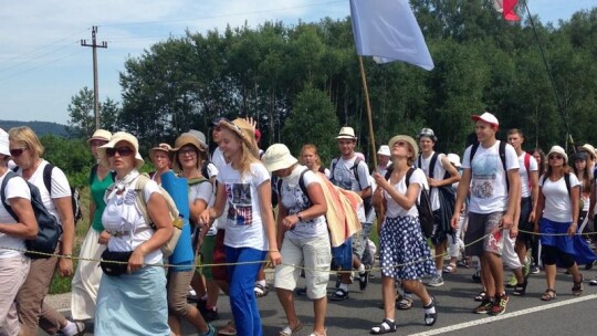 Za krokiem krok ? pielgrzymka dzień po dniu