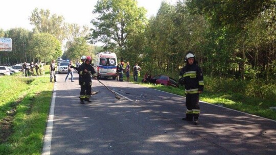 Zablokowana DK 76 po zderzeniu aut