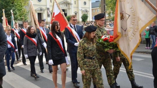 Gdzie żołnierzy naszych kwiat?