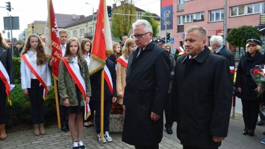 Gdzie żołnierzy naszych kwiat?