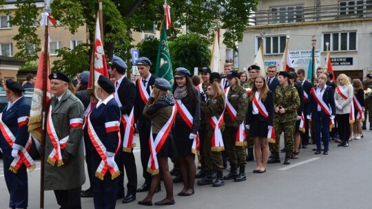 Gdzie żołnierzy naszych kwiat?