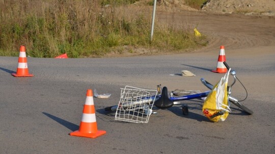 Po zderzeniu z rowerzystą zaparkował w rowie