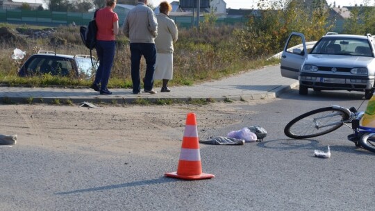 Po zderzeniu z rowerzystą zaparkował w rowie