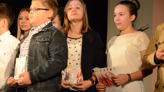 Z piosenką religijną i patriotyczną na ustach Z piosenką religijną i patriotyczną na ustach