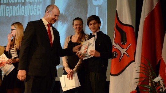 Z piosenką religijną i patriotyczną na ustach Z piosenką religijną i patriotyczną na ustach