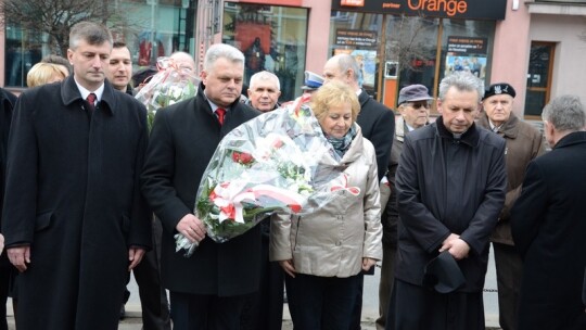 Wyklęci upamiętnieni tablicą