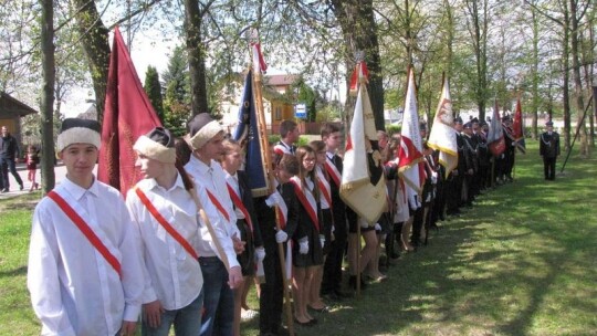 3 Maja w Borowiu 3 Maja w Borowiu