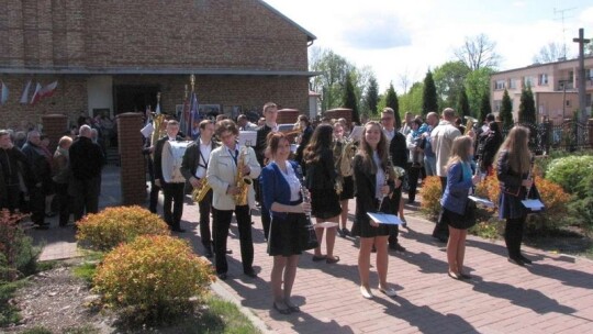 3 Maja w Borowiu 3 Maja w Borowiu