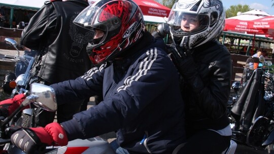 Motocykliści o wielkim sercu
