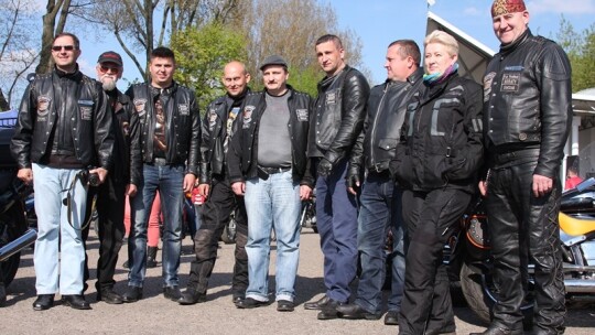 Motocykliści o wielkim sercu