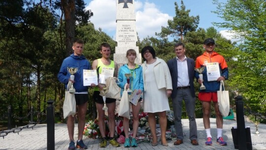 Pobiegli z Sobolewa do Łaskarzewa Pobiegli z Sobolewa do Łaskarzewa