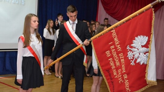 Dziewięć lat nauki w Piątce za nimi