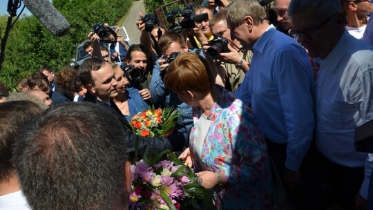 Beata Szydło na wałach wiślanych