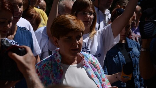 Beata Szydło na wałach wiślanych