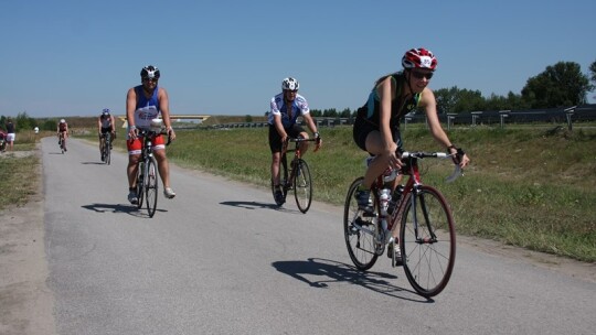 Triathloniści upału się nie boją