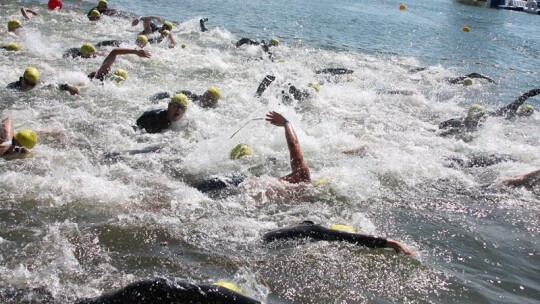 Triathloniści upału się nie boją