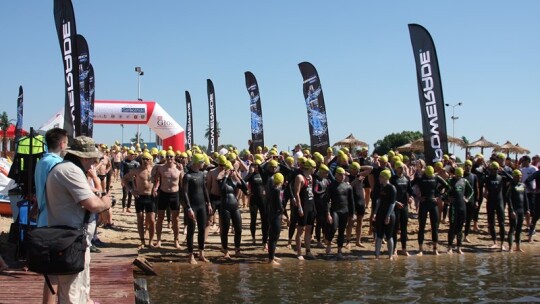 Triathloniści upału się nie boją