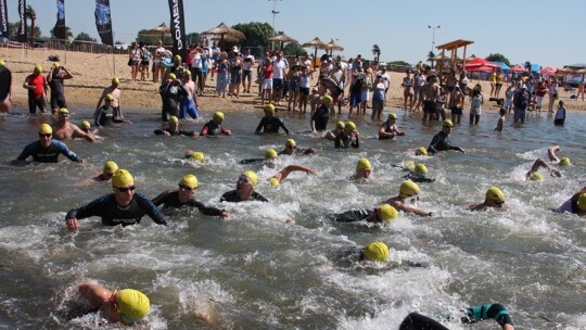 Triathloniści upału się nie boją