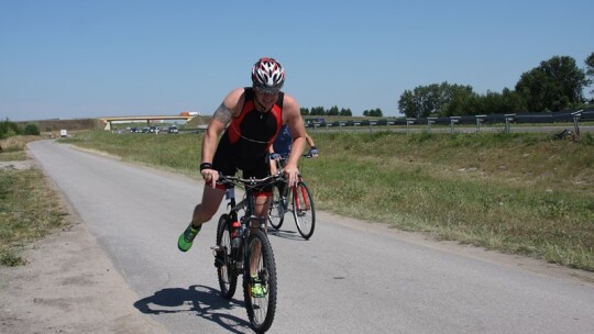 Triathloniści upału się nie boją