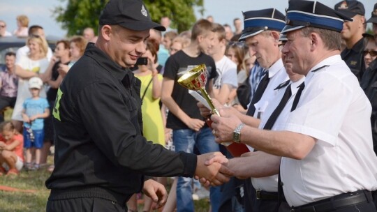 Samorządki przed Uninem i Chęcinami