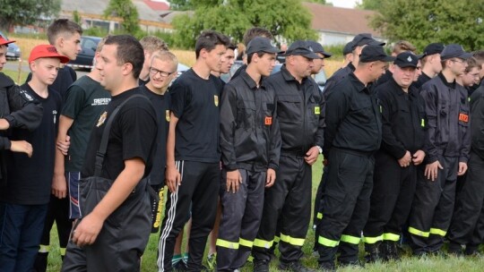 Samorządki przed Uninem i Chęcinami