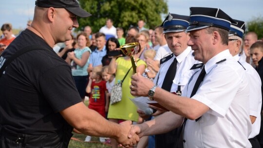 Samorządki przed Uninem i Chęcinami