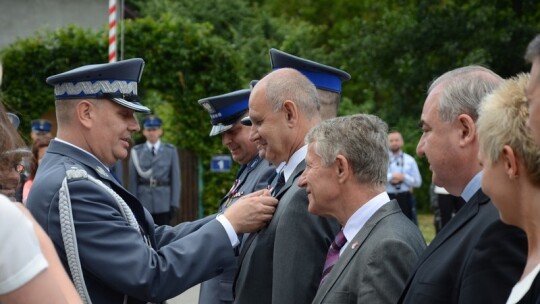 Garwolińscy policjanci ze sztandarem