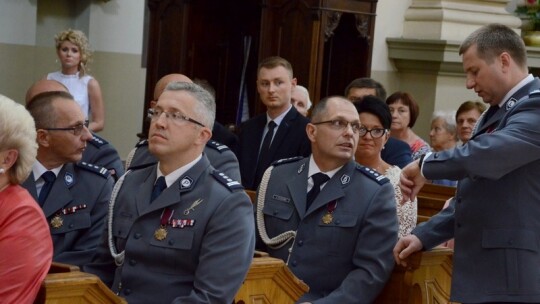 Garwolińscy policjanci ze sztandarem