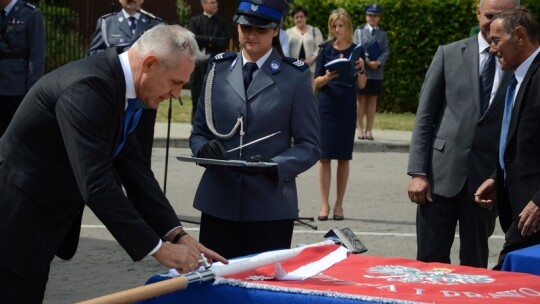 Garwolińscy policjanci ze sztandarem