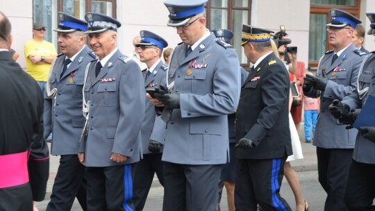 Garwolińscy policjanci ze sztandarem