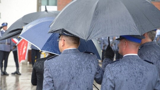 Garwolińscy policjanci ze sztandarem