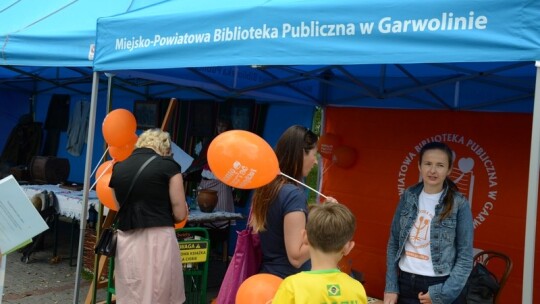 Garwolińscy policjanci ze sztandarem