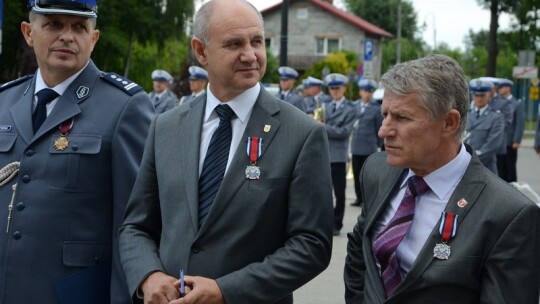 Garwolińscy policjanci ze sztandarem