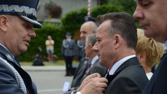 Garwolińscy policjanci ze sztandarem