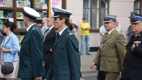 Garwolińscy policjanci ze sztandarem