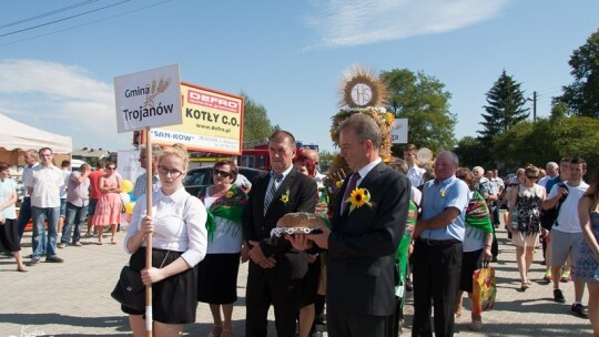 W podziękowaniu za plony ? Dożynki Powiatowe w Żelechowie