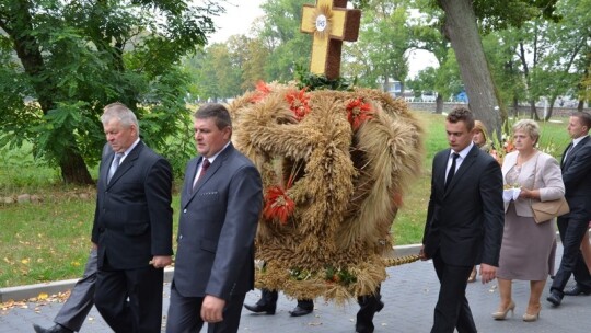 Dożynkowe święto w Miastkowie