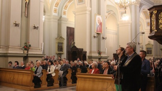 Pamięć i wdzięczność ? tablica dla ks. Józefa Szajdy