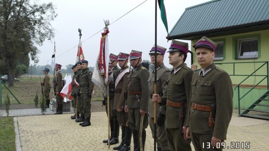 Przewóz: pamiątkowa tablica dla obrońców mostu