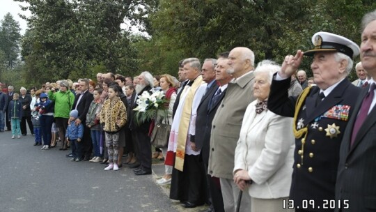 Przewóz: pamiątkowa tablica dla obrońców mostu