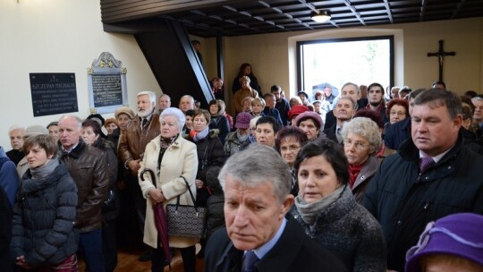 Cmentarz po renowacji ze ścieżkami edukacyjnymi