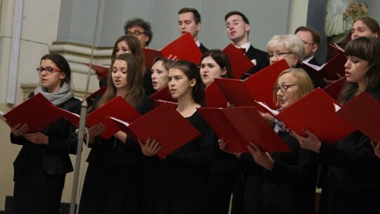 Dni Muzyki Chóralnej - finał na 6 chórów