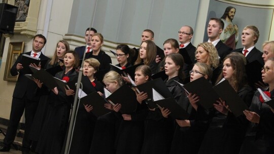 Dni Muzyki Chóralnej - finał na 6 chórów