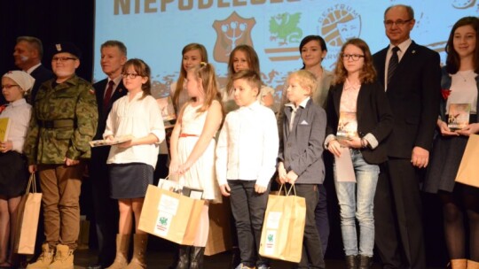 97 lat po odzyskaniu niepodległości 97 lat po odzyskaniu niepodległości