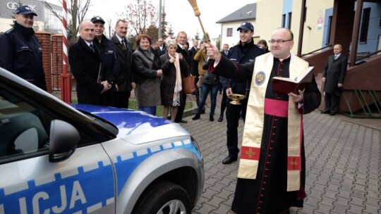 Na piątek trzynastego nowe radiowozy