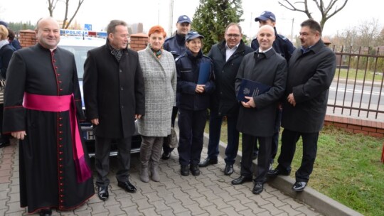 Na piątek trzynastego nowe radiowozy