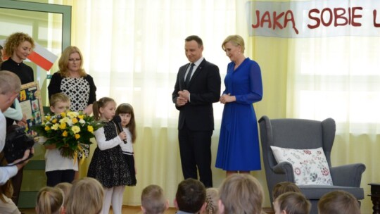 Para prezydencka opowiadała bajki w Michałówce [video]