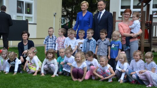 Para prezydencka opowiadała bajki w Michałówce [video]