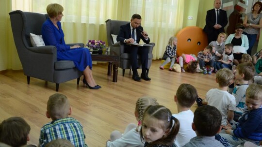 Para prezydencka opowiadała bajki w Michałówce [video]